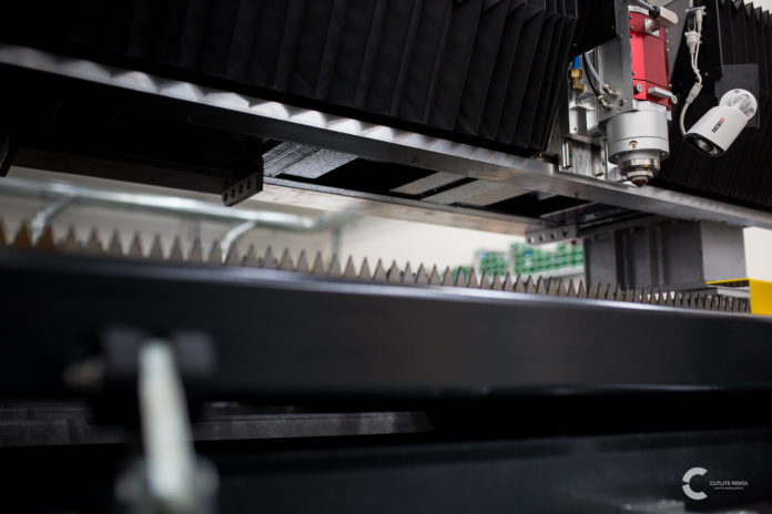 Impianto taglio laser lamiera